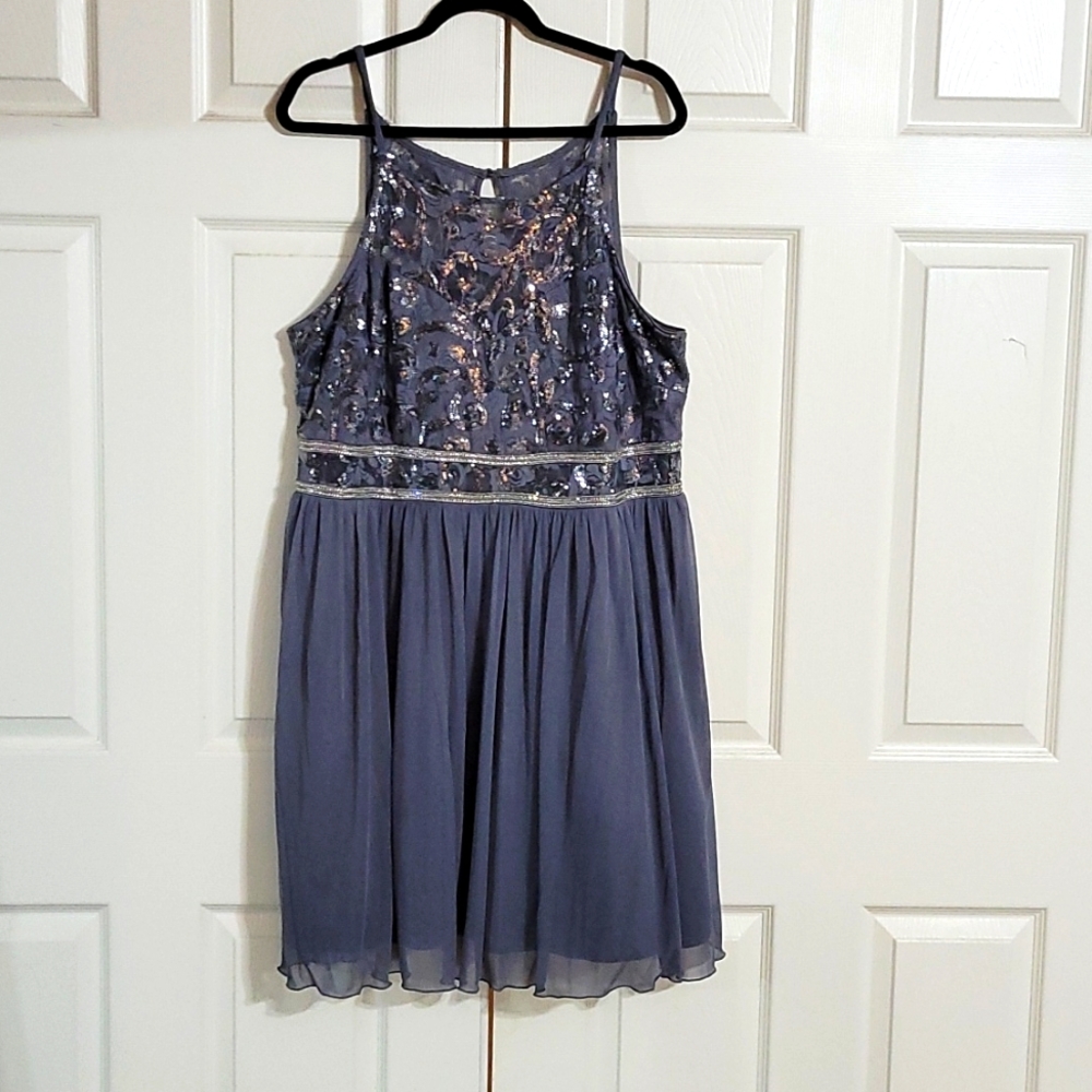 BCX Grey Dress detailed in beaded sequence, 100%polyester sz 16w